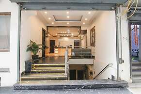 FabHotel Aerosky Inn