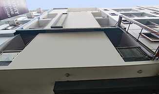 FabHotel Aerosky Inn