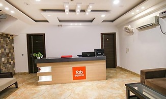 FabHotel Aerosky Inn