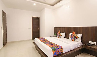 FabHotel Aerosky Inn