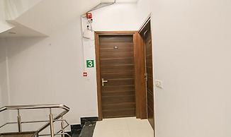 FabHotel Aerosky Inn