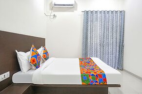 Fabhotel Om Sai