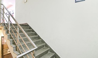 FabExpress The Premium Villa