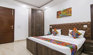 FabExpress The Premium Villa