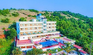 Fabhotel Prime Sparv Aulakhs Resort