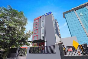 Fabhotel Ramayana