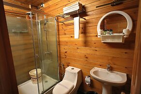 Fabhotel Prime Alekhya Suites