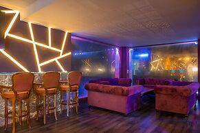 Fabhotel Prime Alekhya Suites