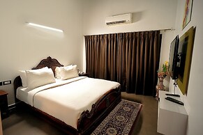 Fabhotel Prime Alekhya Suites