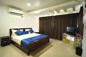 Fabhotel Prime Alekhya Suites