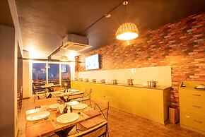 Fabhotel Prime Alekhya Suites