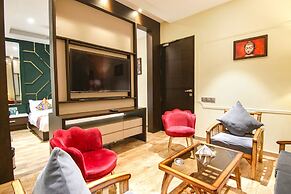 Fabhotel Prime K9 Crown