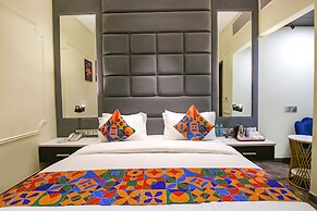 Fabhotel Prime K9 Crown