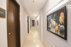 Fabhotel Prime K9 Crown