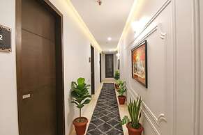 Fabhotel Prime K9 Crown