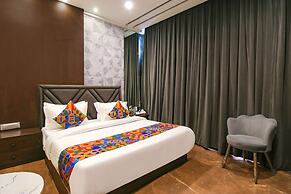 Fabhotel Prime K9 Crown