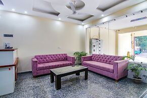 Fabhotel Hari Residency