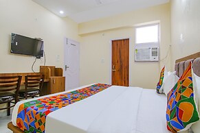 Fabhotel Hari Residency