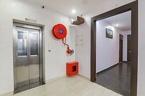 Fabhotel The Crestelia