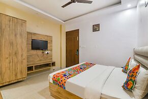 Fabhotel The Crestelia