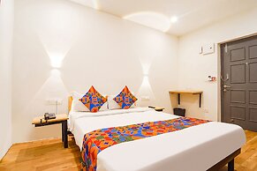 Fabhotel Welcome Inn