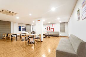 Fabhotel Welcome Inn