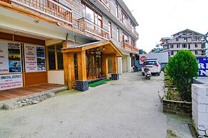 Fabhotel Prini Inn