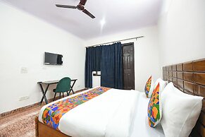 FabHotel Royal Casa