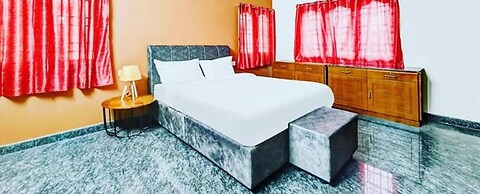 Fabexpress Aathira Inn