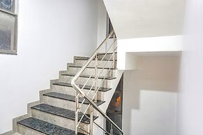 Fabhotel Hill Top Inn