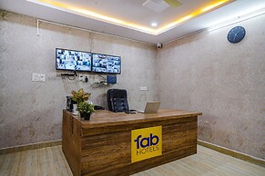 Fabhotel Cozy