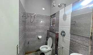 Fabhotel Gateway Suites