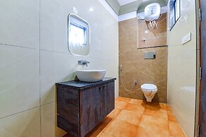 Fabhotel Bungalow 18