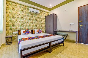 Fabhotel Bungalow 18