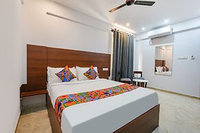 Fabhotel Tree Suites