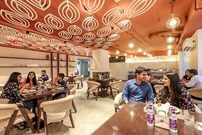 FabHotel Green Lotus Luxe