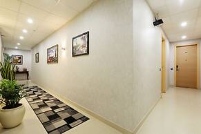 FabHotel Green Lotus Luxe
