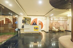FabHotel Green Lotus Luxe