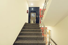 FabHotel Green Lotus Luxe