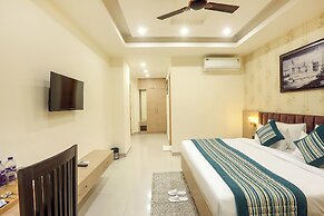 FabHotel Green Lotus Luxe