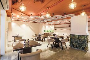 FabHotel Green Lotus Luxe