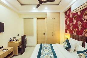 FabHotel Green Lotus Luxe