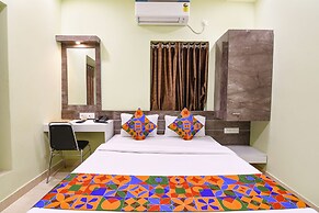 Fabhotel The Sunshine Residency