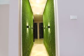 Fabhotel The Sunshine Residency