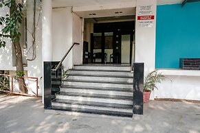 Fabexpress Shanti Inn