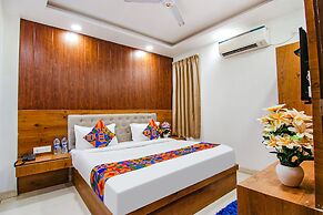 Fabhotel The Glory I