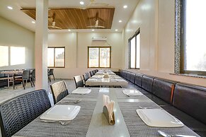 Fabhotel Priya Lodging