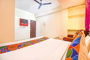 Fabhotel Golden Horizon