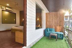 FabHotel Morjim Bliss
