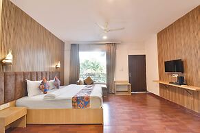FabHotel Morjim Bliss